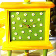 Field fo Daisies Clock