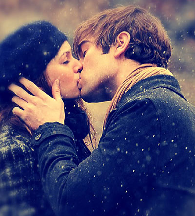 romantic-kiss.jpg