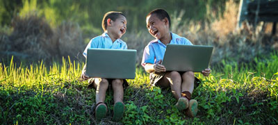 Good morning image for WhasApp status with a theme of two smiling kids