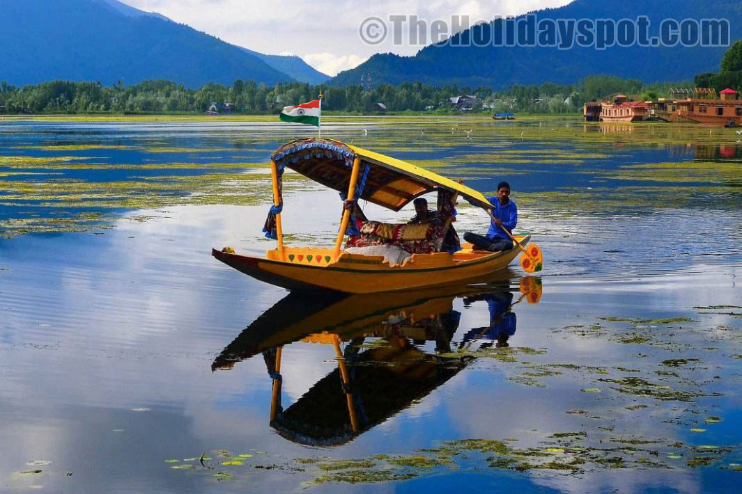 Indian flag on a boat at Dal Lake of Kashmir