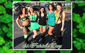 St. Patrick's Day wallpaper with the flavour of green with charming girls