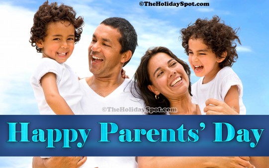 High resolution wallpapers for Parents' Day featuring a happy family.